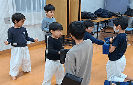 子ども